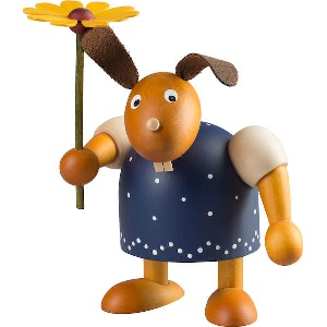 Hase mit Blume
