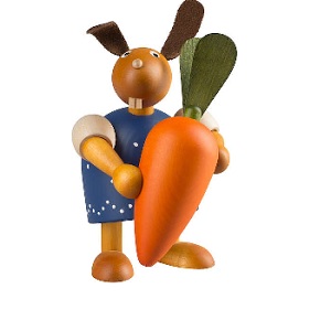 Hase mit Möhre